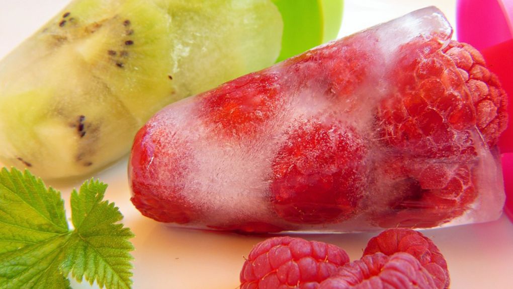 Sihirli Kaplar: Buz Kalıbı İle Harikalar Yaratabileceğiniz Farklı Kullanım Alanları