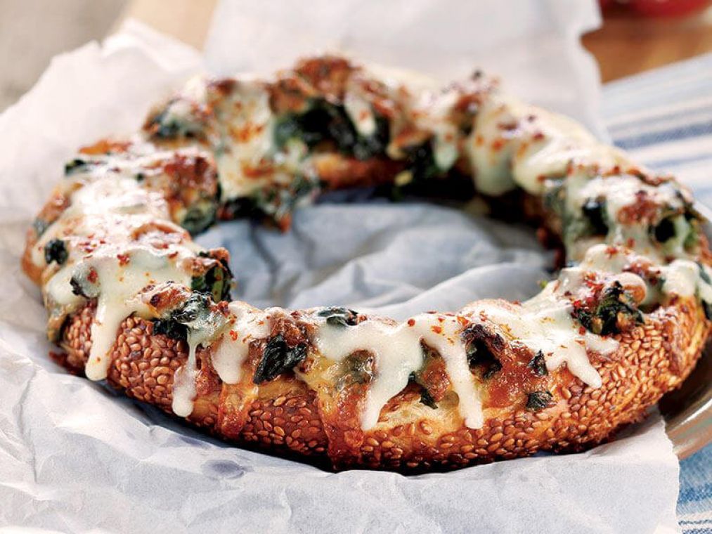 En Renkli Simit: Ispanaklı Lor Peynirli Simit