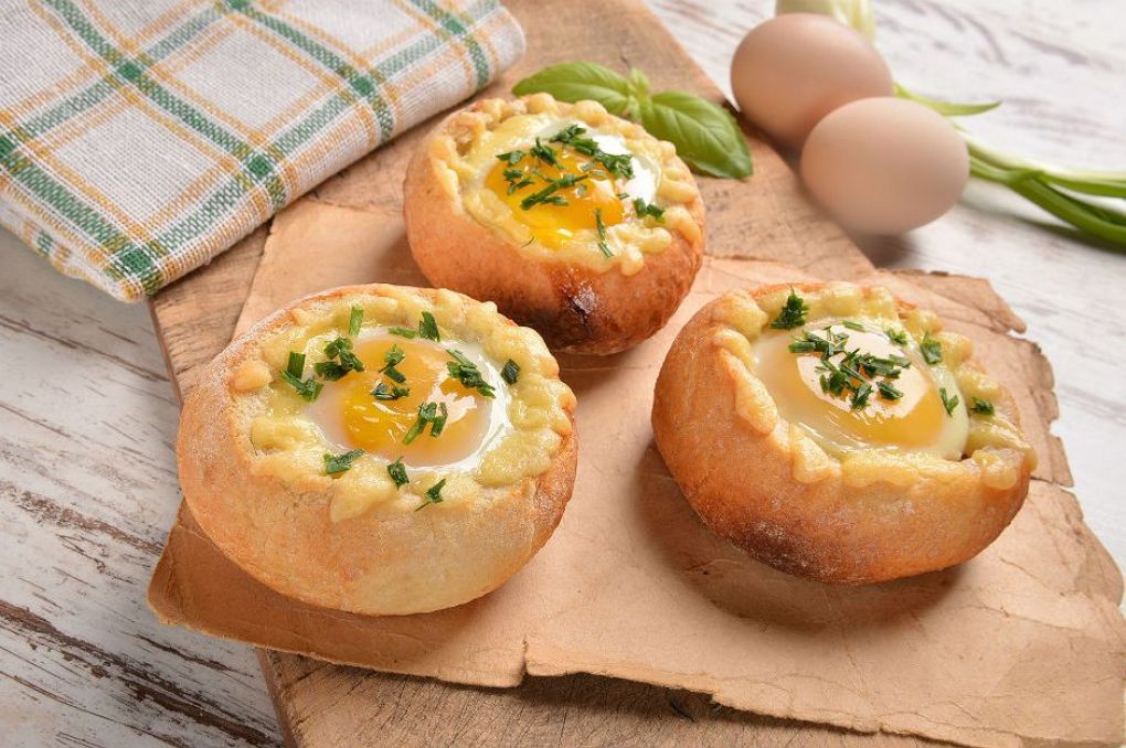 İsrafa Son: Bayat Ekmekli Yumurta