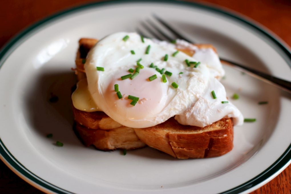 Kaşarlı Yumurtalı Ekmek