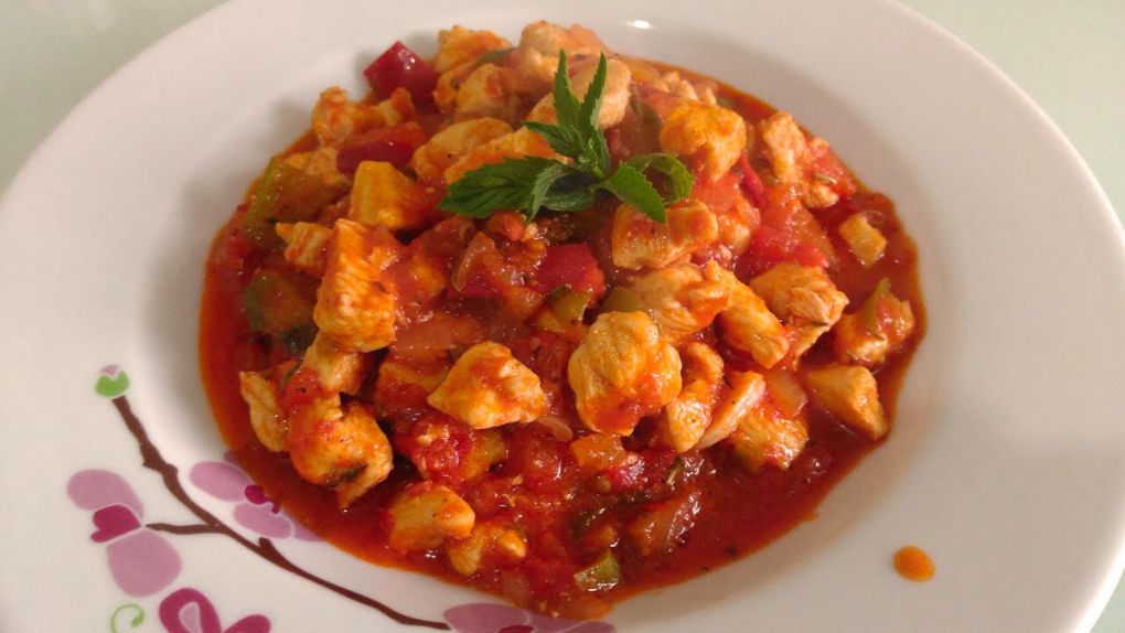 Akşam Yemeklerinin Kurtarıcısı: Tavuk Sote