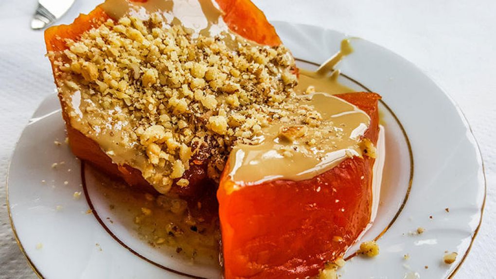 Kış Aylarının Vazgeçilmez Tatlısı: Bal Kabağı Tatlısı