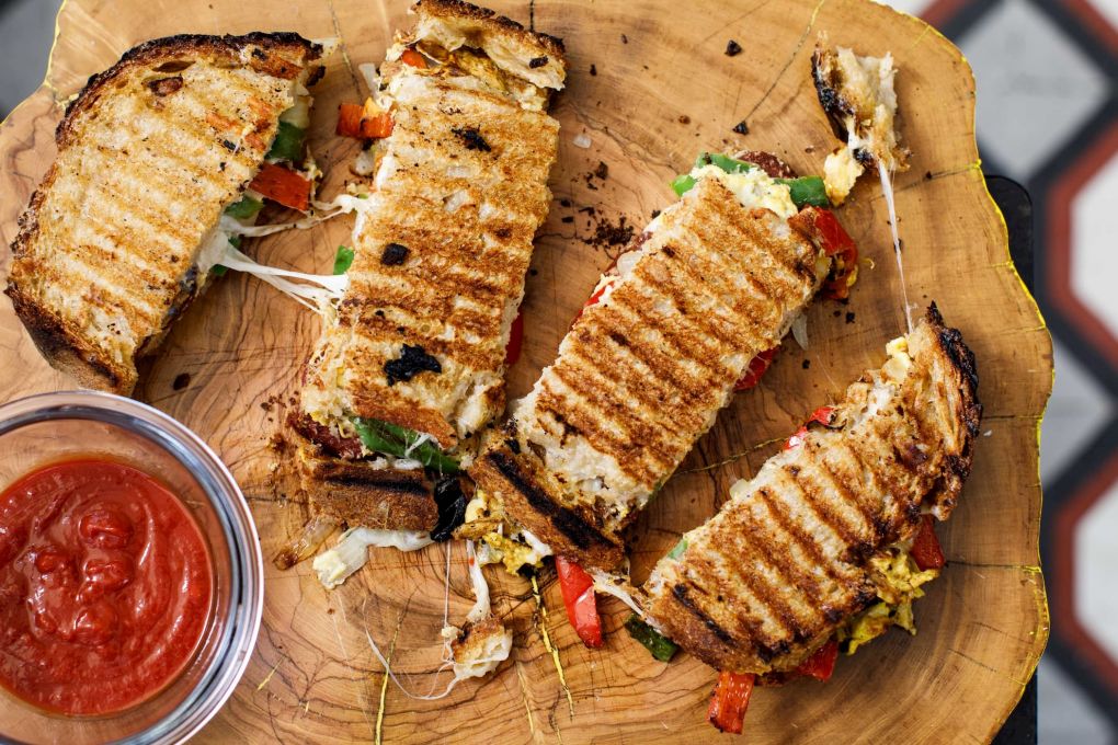 Közlenmiş Patlıcanlı Tost