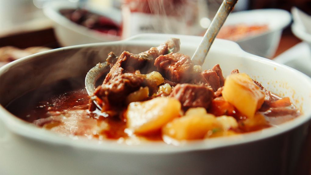 Macarların Lezzeti: Gulaş