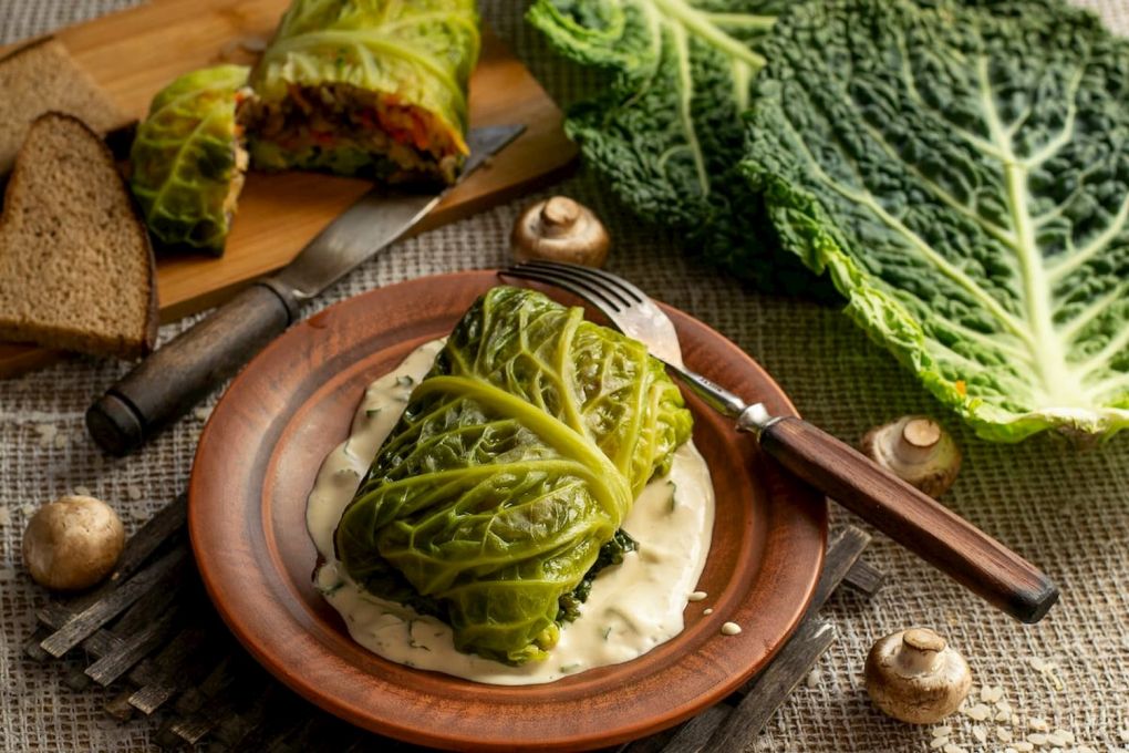 Yeşilin Her Tonu Savoy Lahana Dolması